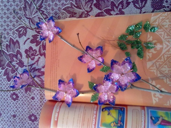 Веточка из бисера. МК из архива форума