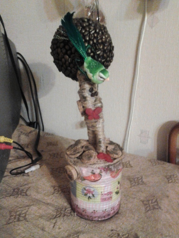 Такие с птичкино..