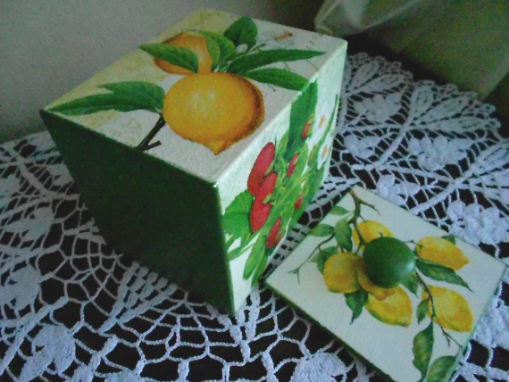 Продам Короб для хранения &quot;Клубнично-лимонное настроение&quot;